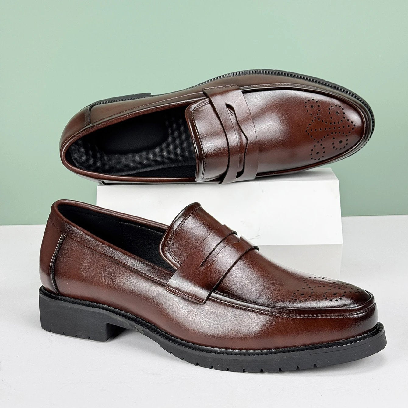 Barclay Crest Penny Loafers
